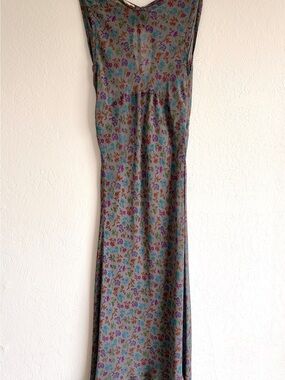 Sleeveless Floral Maxi Dress in Gray Sheer